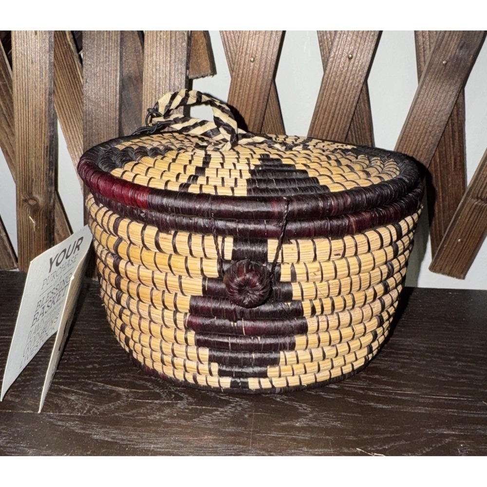Blessing Basket Oval Lidded Woven Storage Latch Folk Art  Small Made In Uganda